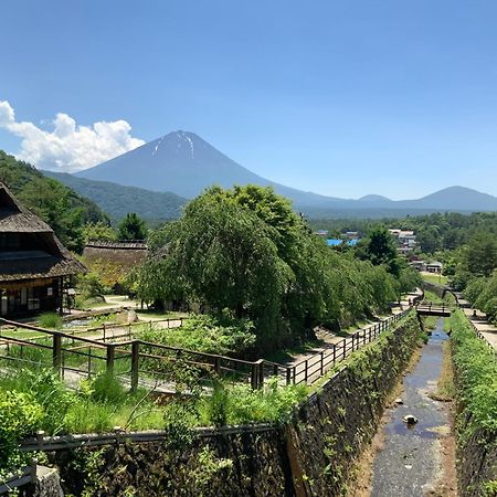 Kakureyado Fujikawaguchiko Bed & Breakfast Exterior photo